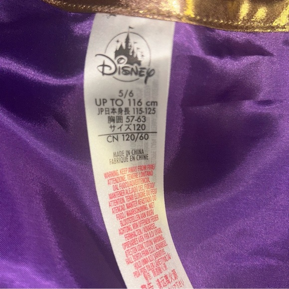 Disney Parks Frozen 2 Queen Anna girls costume with cape size 5/6 Disney store - Picture 5 of 5